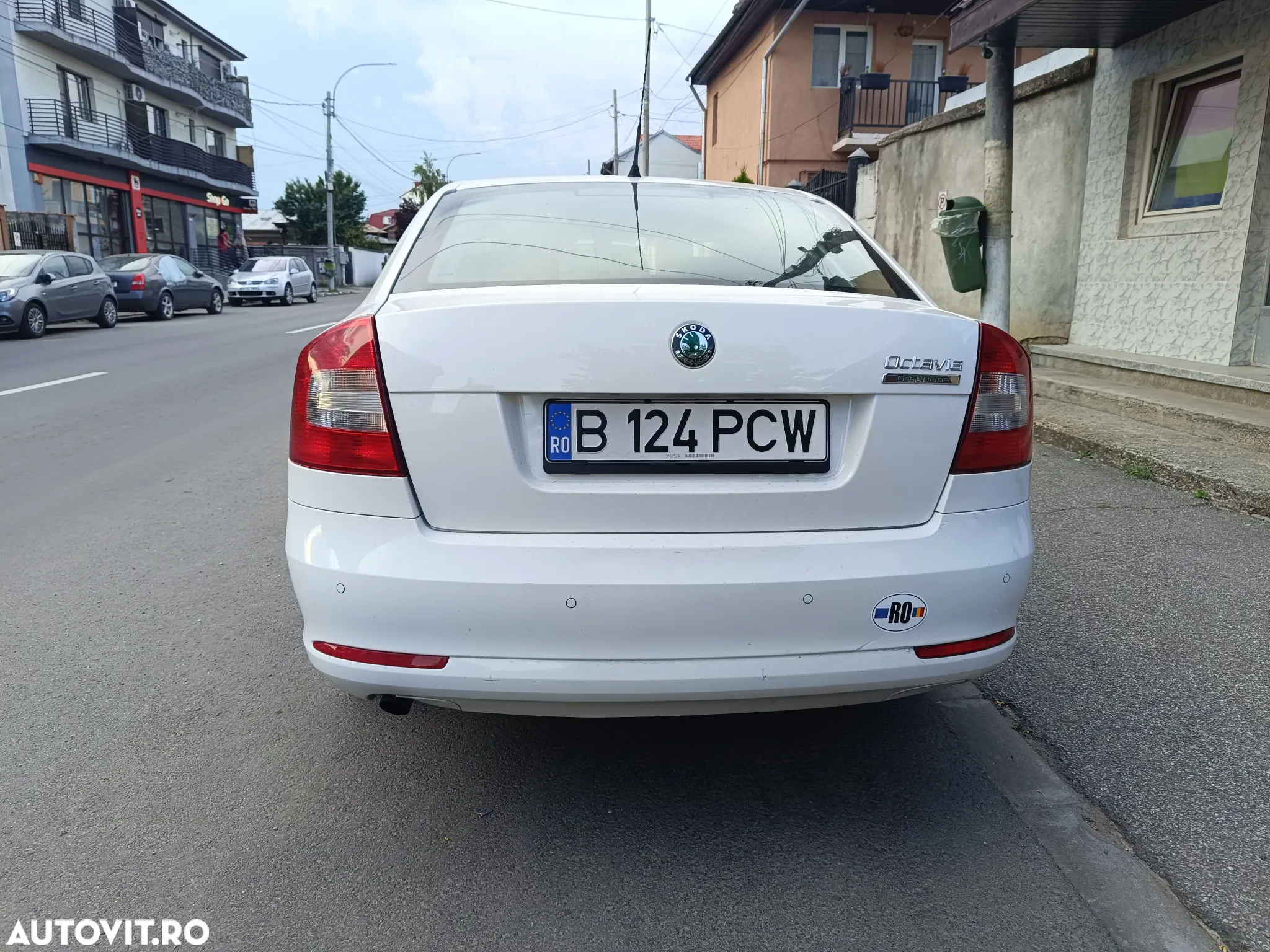 Skoda Octavia 1.6 TDI DPF Elegance Green tec - 11