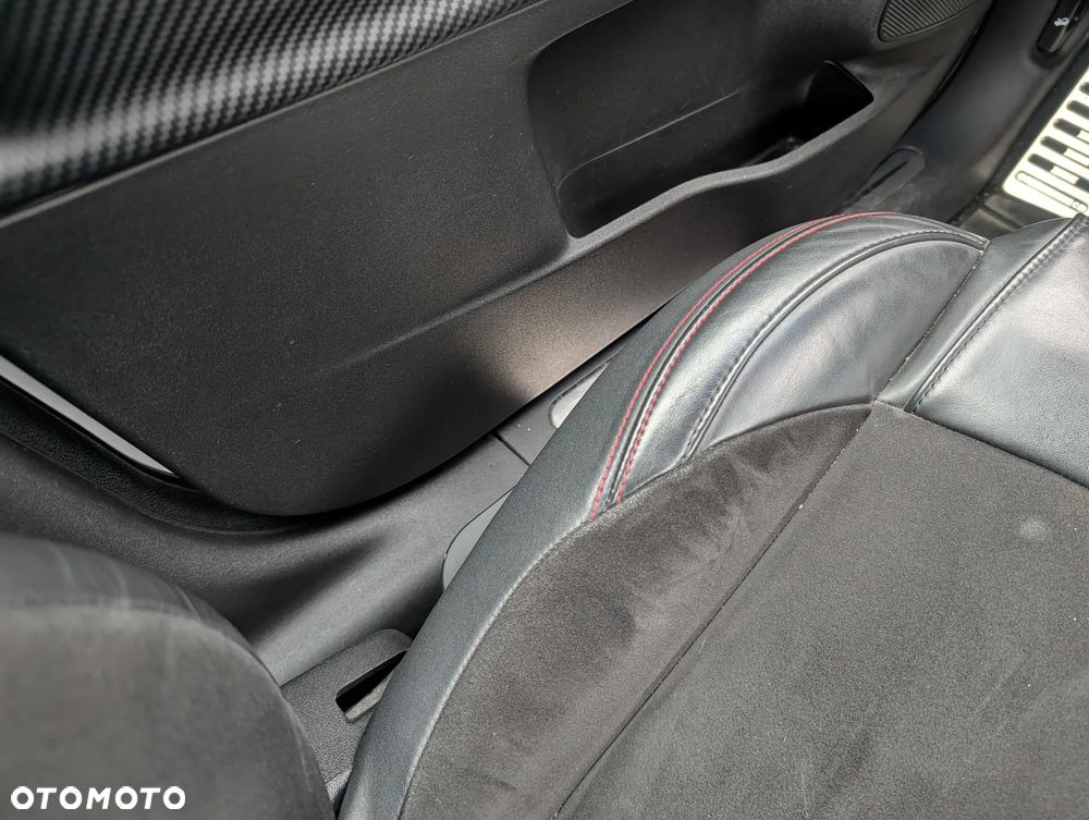 Alfa Romeo Giulietta 1750 TBi Veloce TCT - 11