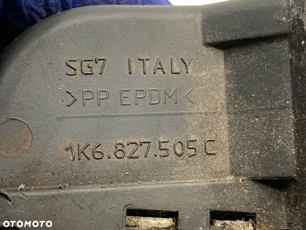 ZAMEK KLAPY TYŁ  VW GOLF V (1K1) 2003 - 2010 1.9 TDI 77 kW [105 KM] olej napędowy 2003 - 2008 - 4