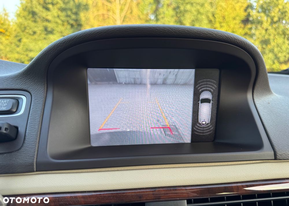 Volvo XC 70 - 15