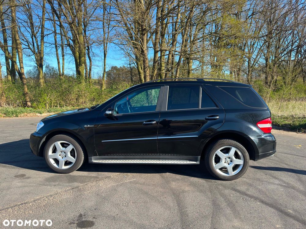 Mercedes-Benz ML - 8