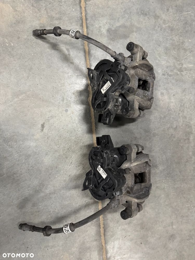 VOLVO XC60 II  zaciski tył lewy prawy instalacja lewa - 2