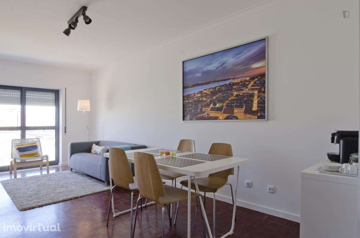 Quarto - localizado em Bela Vista Lisbon - Grande imagem: 3/22