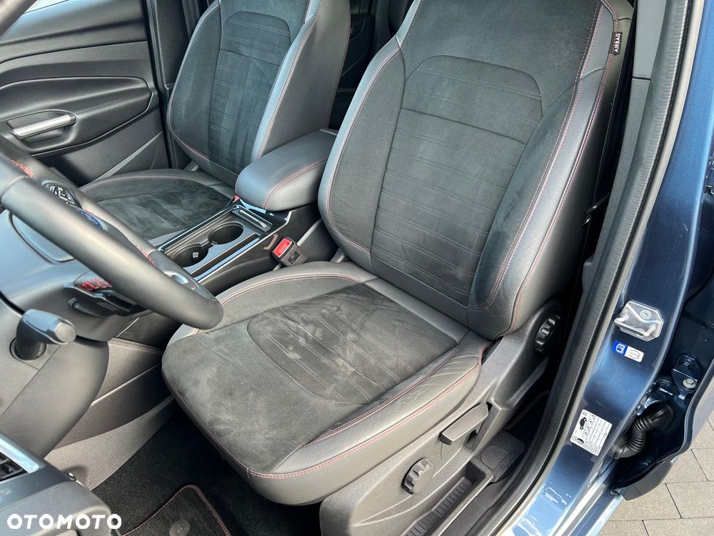 Ford Kuga 2.0 EcoBlue 4x4 ST-LINE - 16
