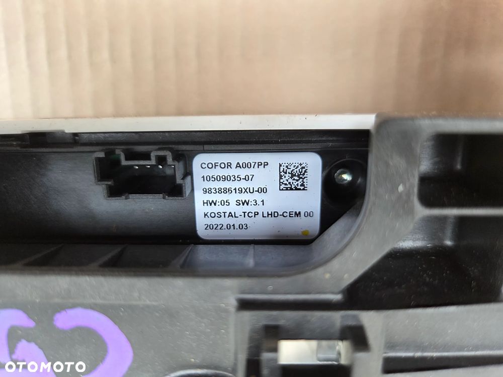 Radio nawigacja wyświetlacz Citroen C5X  9838912280  9851140980 - 8