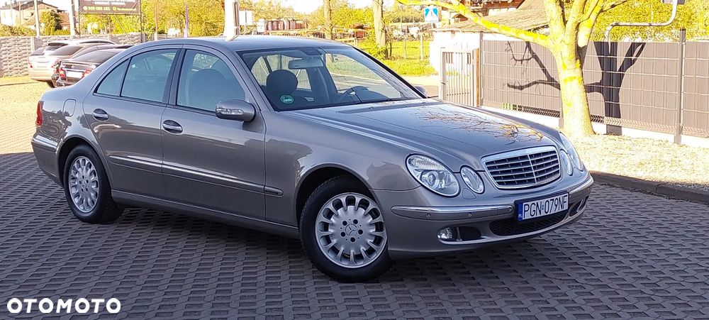 Mercedes-Benz Klasa E - 21