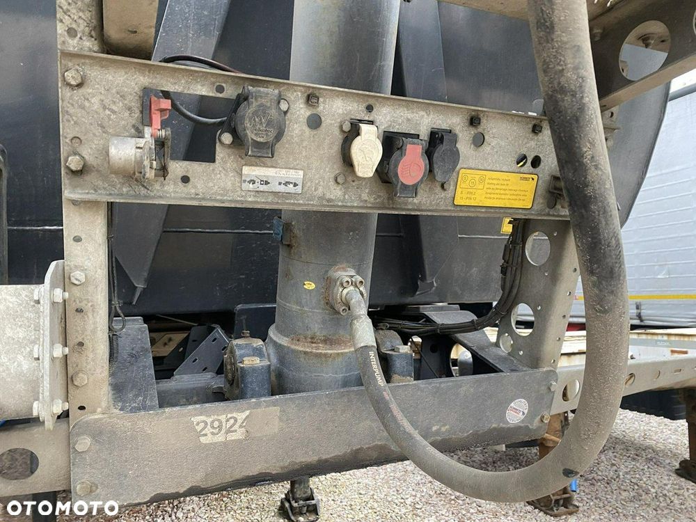 Schmitz Cargobull scb - 8