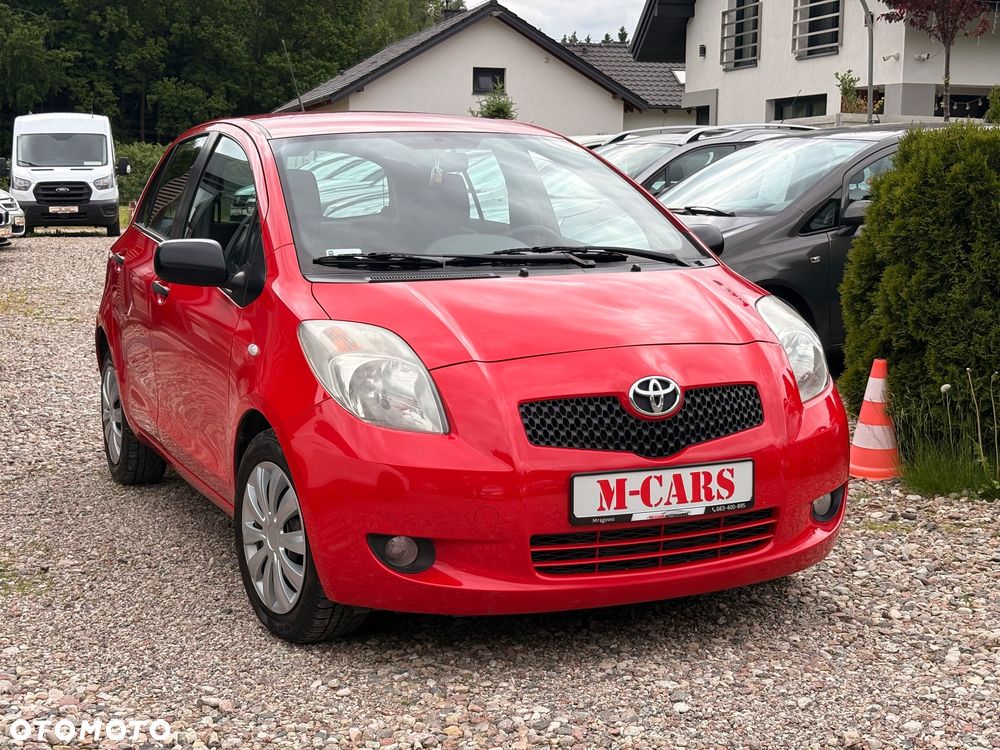 Toyota Yaris 1.3 Luna - 2