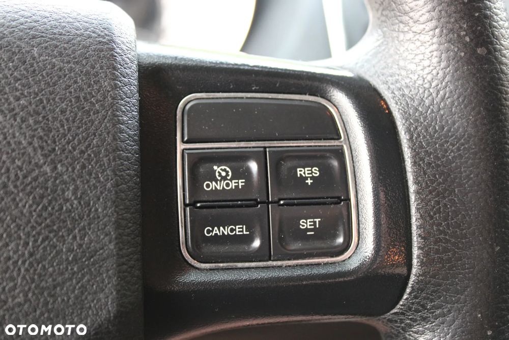 Dodge Grand Caravan - 31