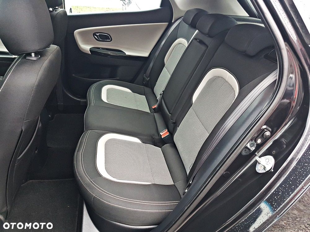 Kia Ceed 1.4 CVVT Attract - 24