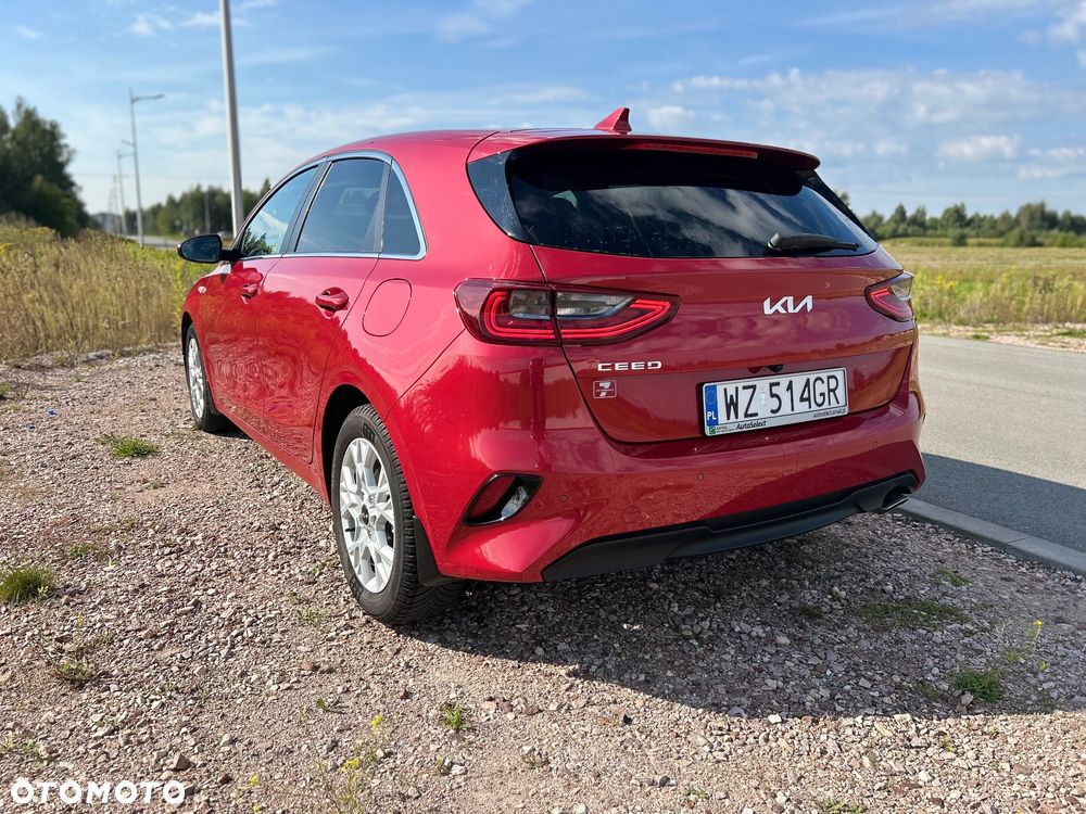 Kia Ceed 1.5 T-GDI M DCT - 11