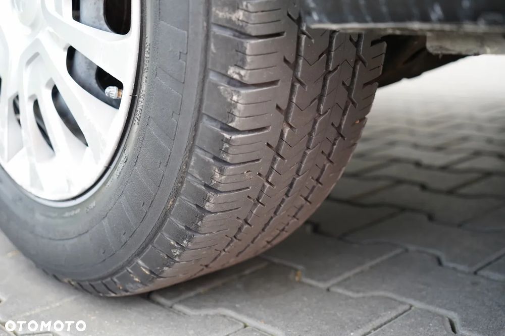 Toyota PROACE / FURGON / BLASZAK / 2.0 D / ZABUDOWA / SPROWADZONY - 16