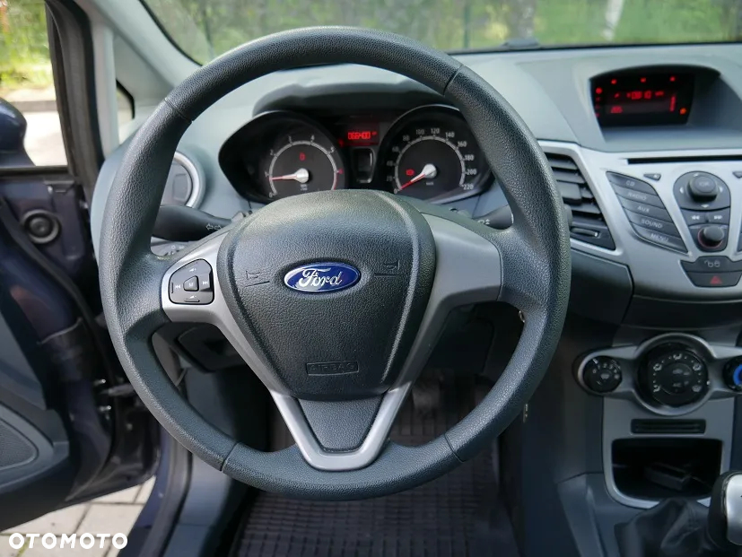 Ford Fiesta - 13
