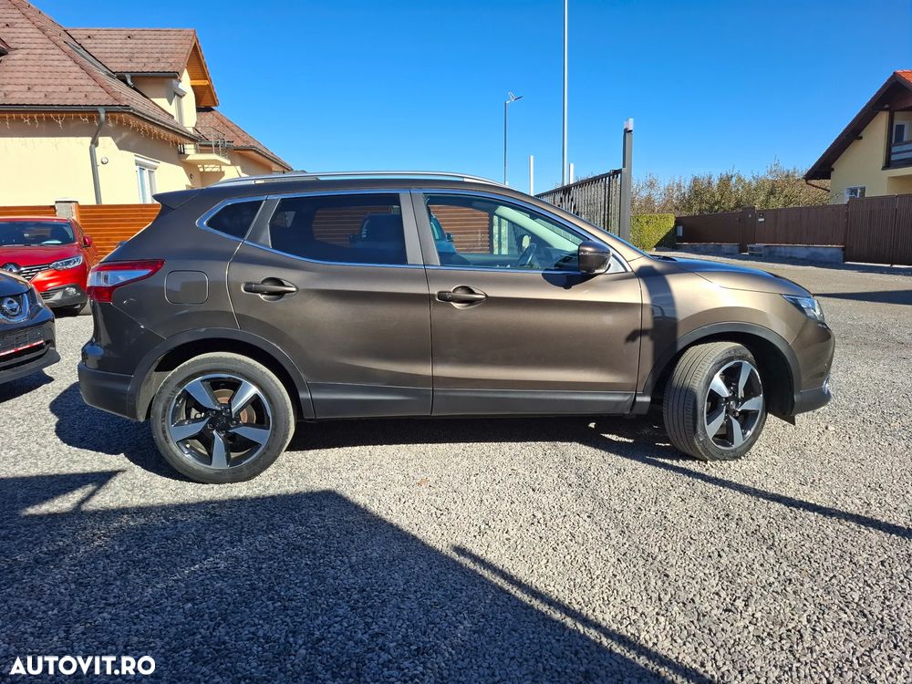 Nissan Qashqai 1.5 DCI Start/Stop N-Connecta - 10