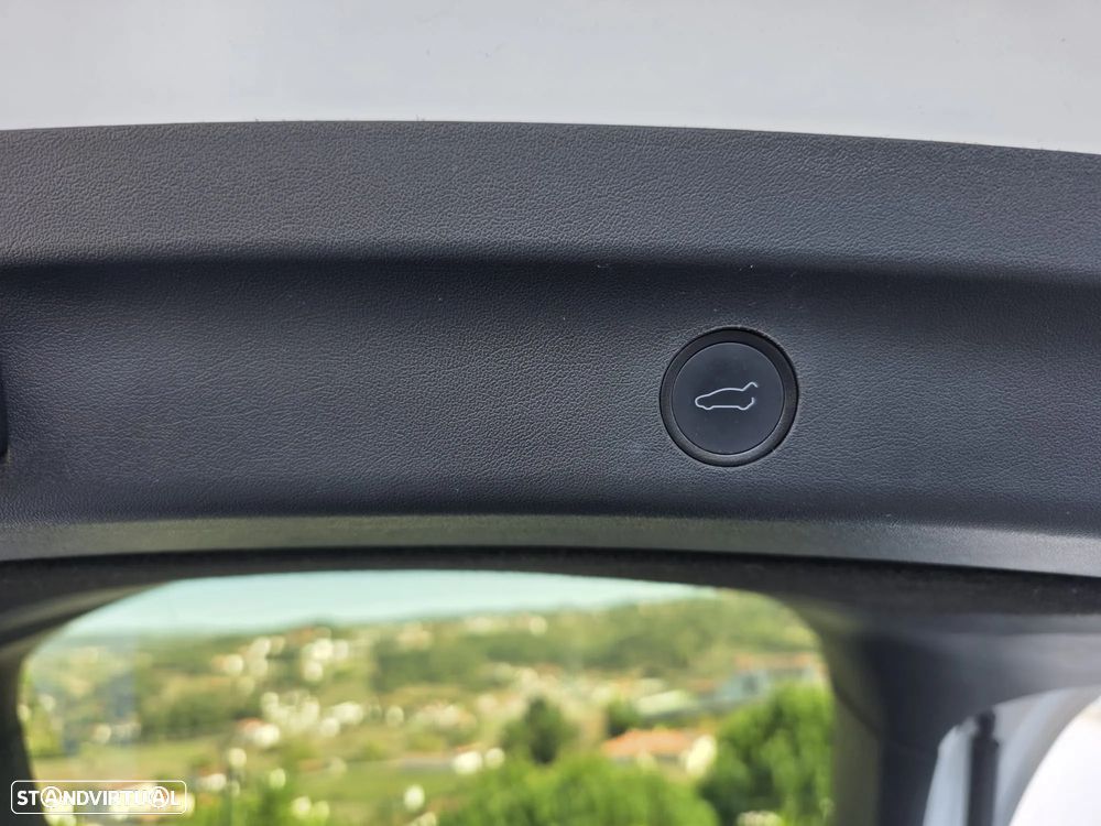 Tesla Model Y Long Range Tração Integral - 49