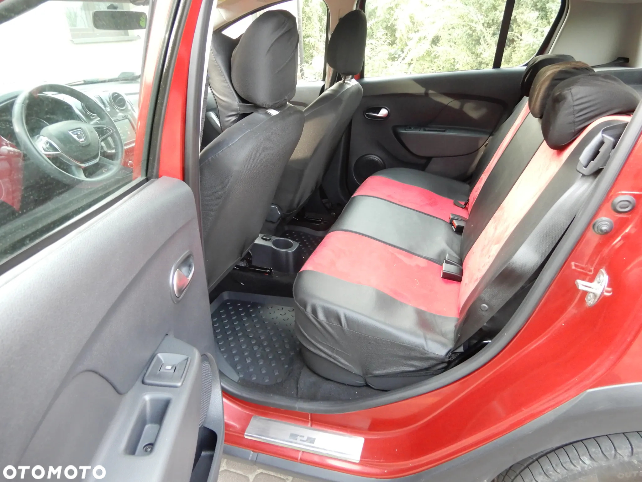Dacia Sandero 1.0 TCe Laureate S&S - 13
