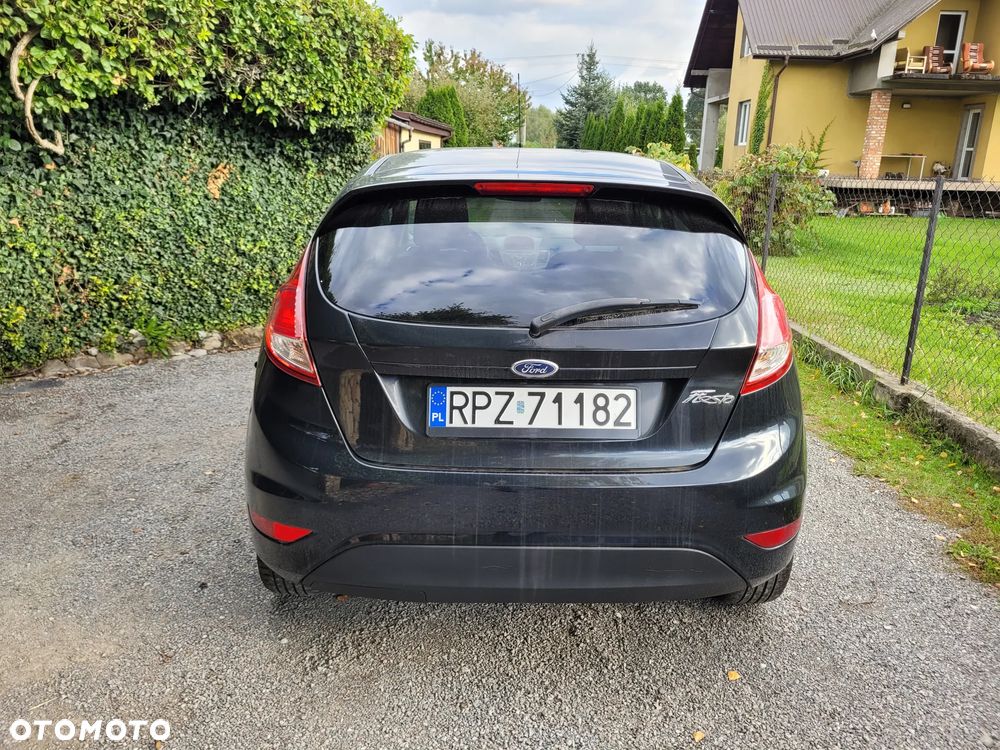 Ford Fiesta 1.5 TDCi ST&St Trend - 4