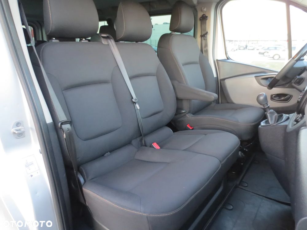 Renault Trafic - 15