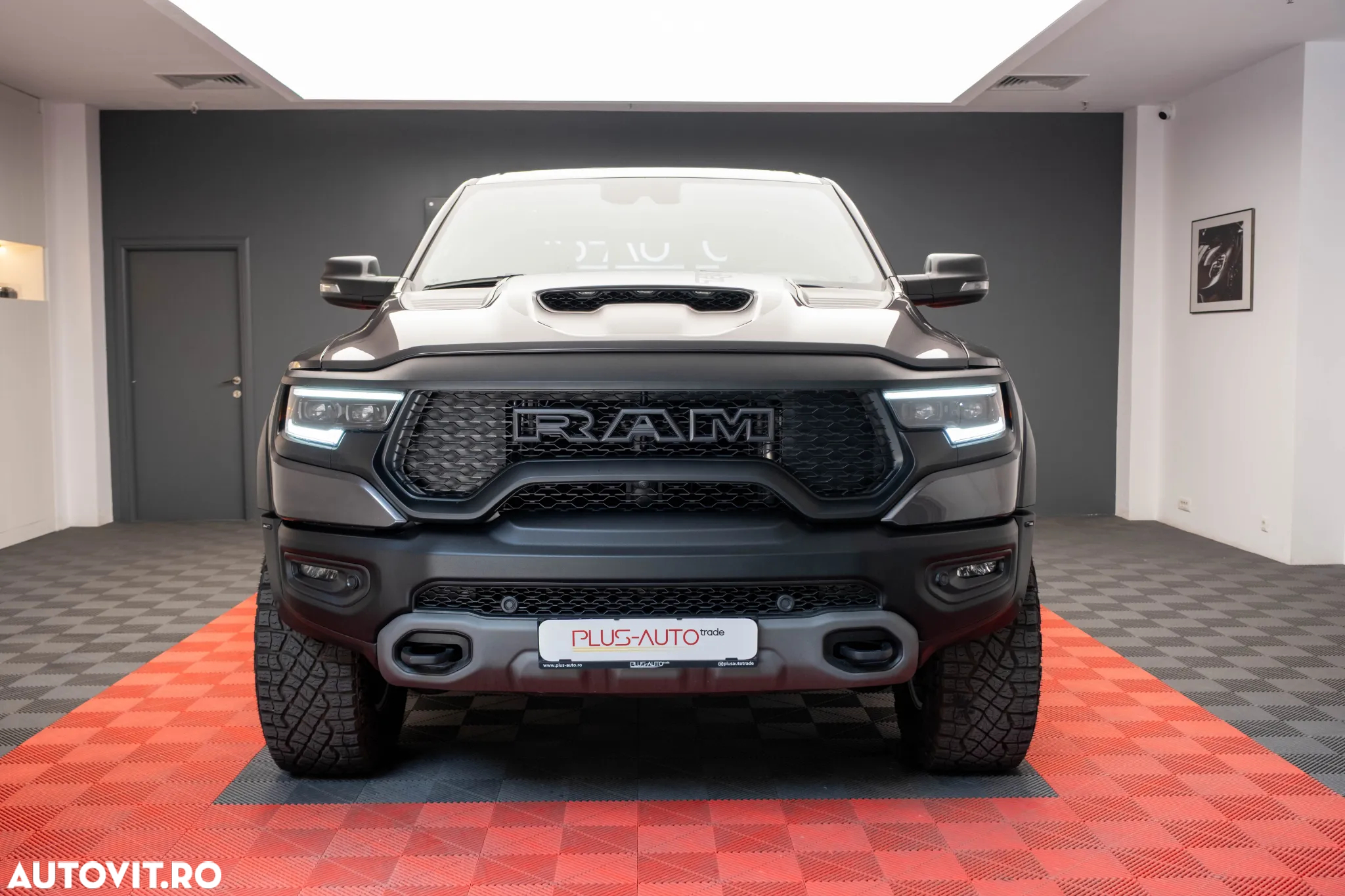 Dodge RAM - 2