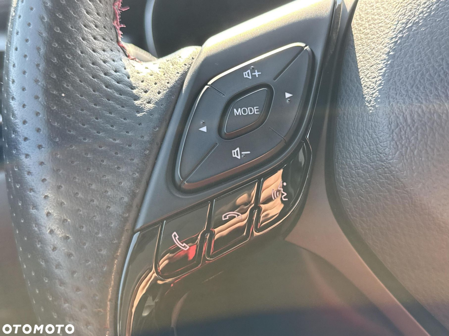 Toyota C-HR - 16