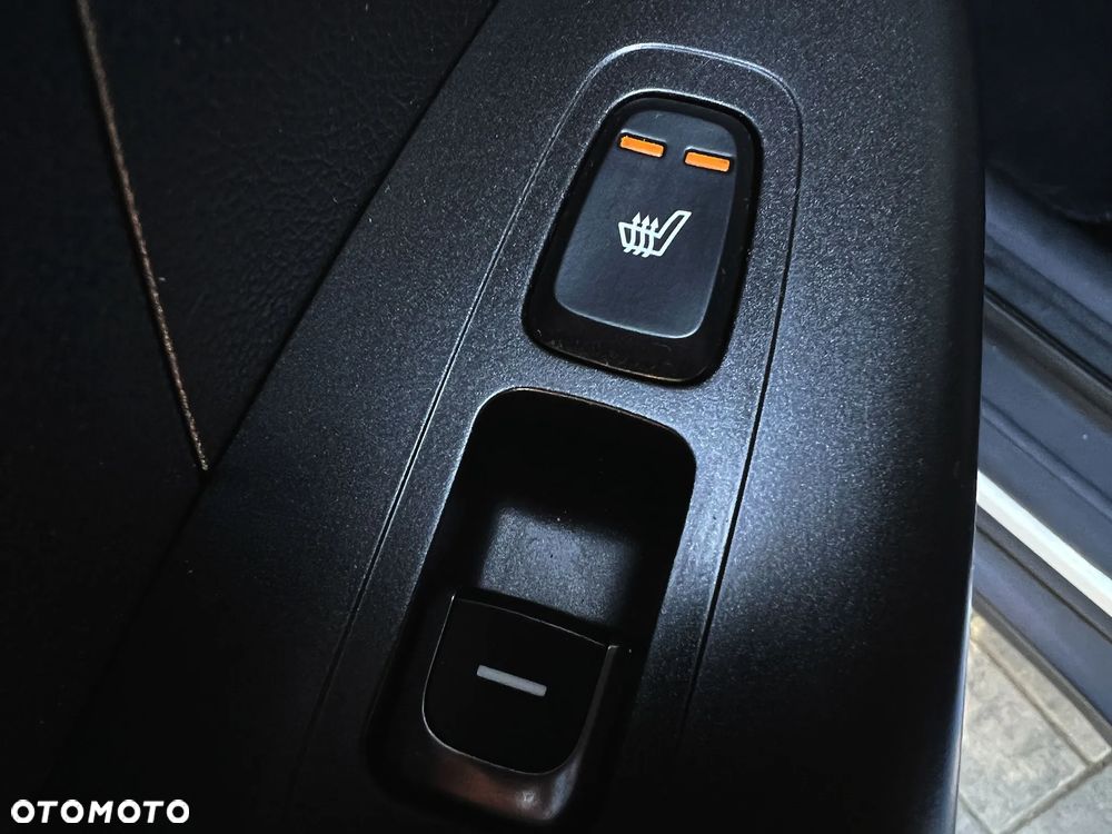 Kia Sportage 2,0 CRDI 2WD ISG Spirit - 35