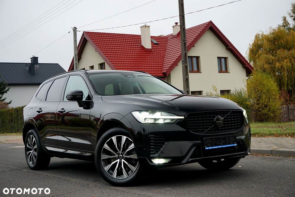 Volvo XC 60 B4 D Plus Dark - 8