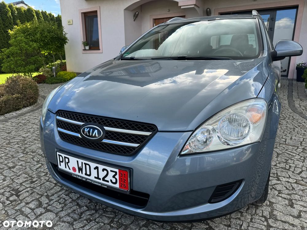 Kia Ceed 1.4 Comfort - 13