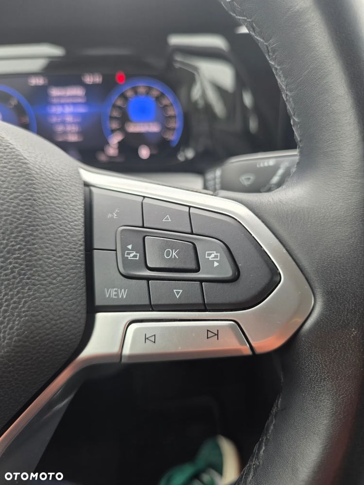 Volkswagen Golf 2.0 TDI Life - 31