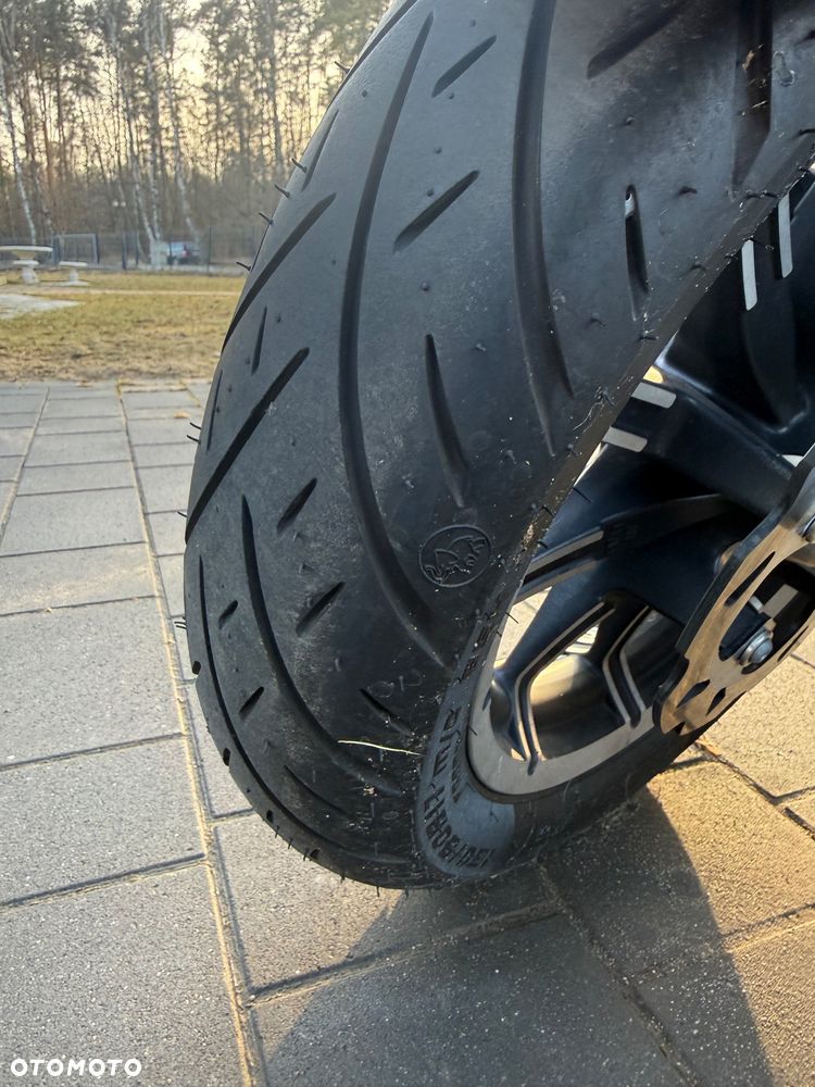 Harley-Davidson Touring Road Glide - 4