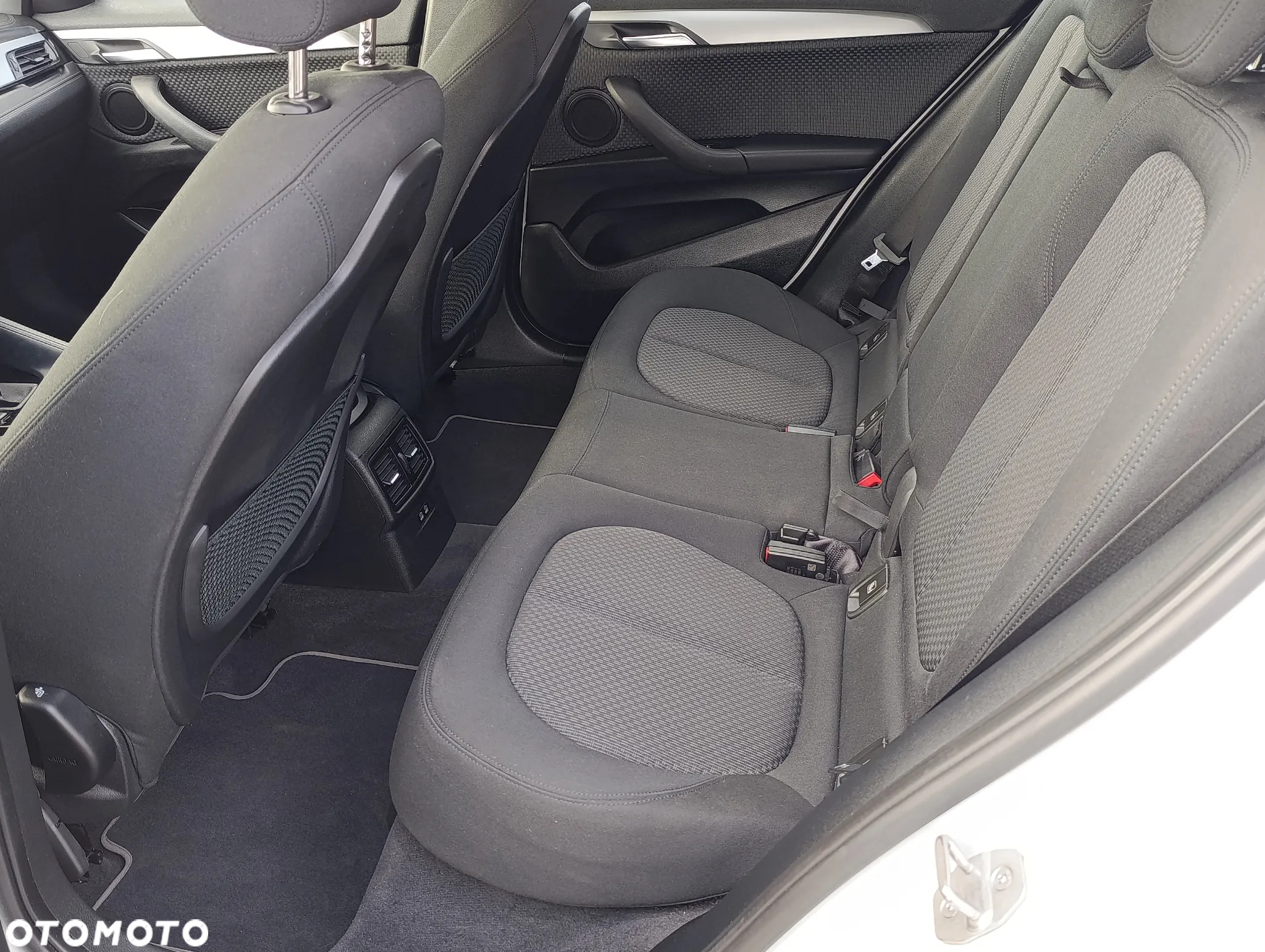 BMW X2 xDrive18d - 15