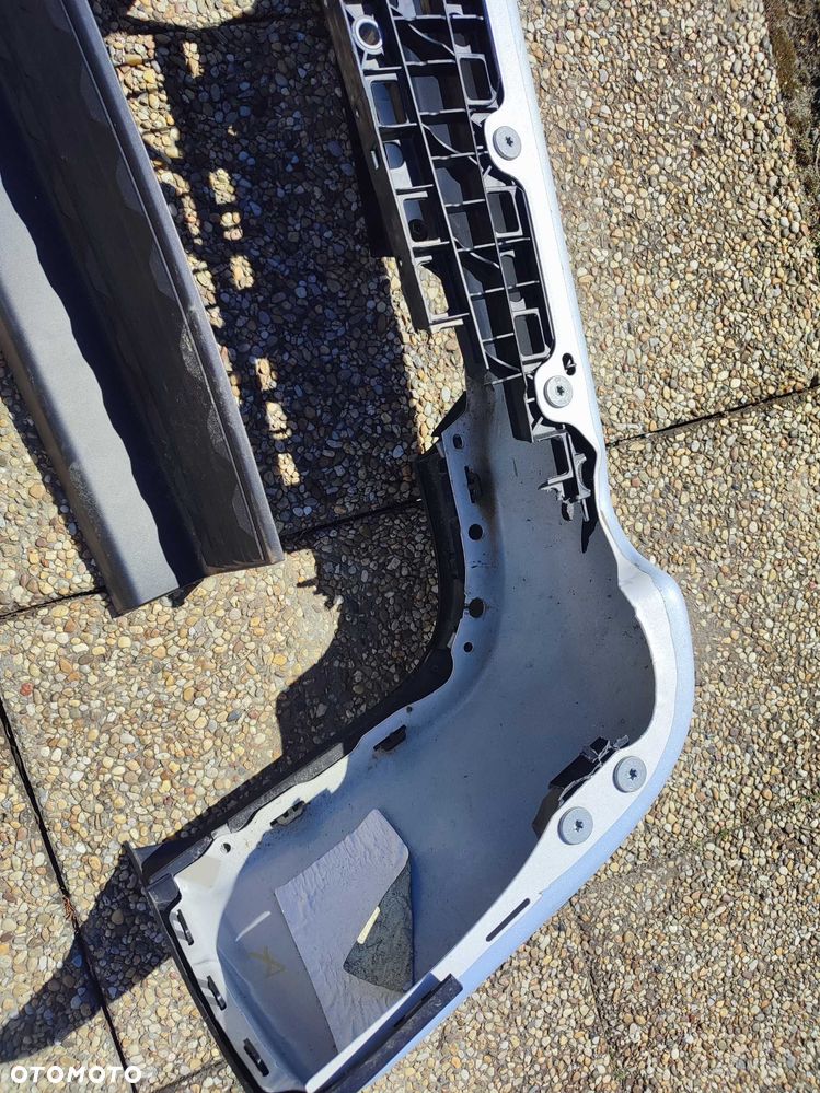 Dodge Ram 2019-23 zderzak tylny z nakładką górną - 4