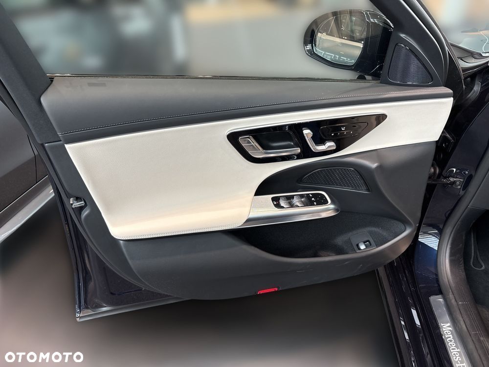 Mercedes-Benz Klasa E 220 d mHEV 4-Matic AMG 9G-Tronic - 9