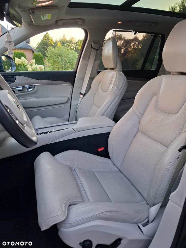 Volvo XC 90 - 17