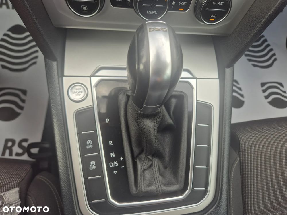 Volkswagen Passat 1.8 TSI BMT Comfortline DSG - 23
