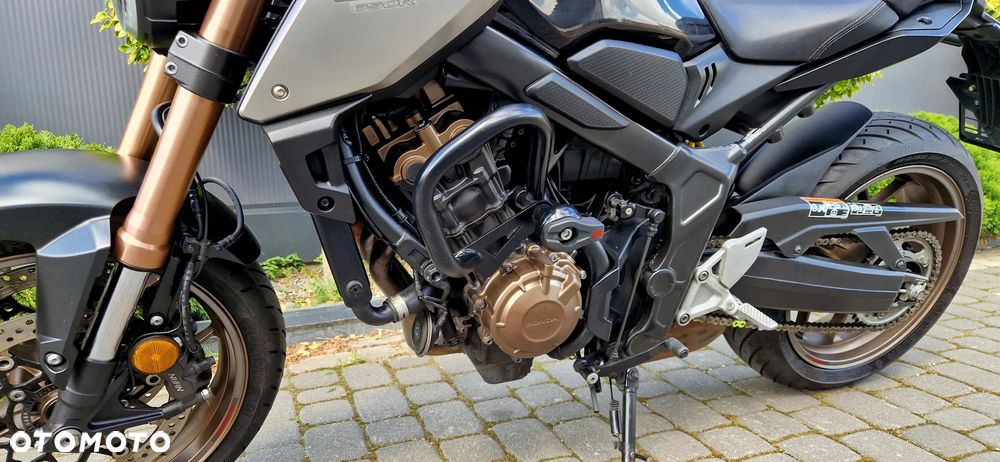 Honda CB - 25