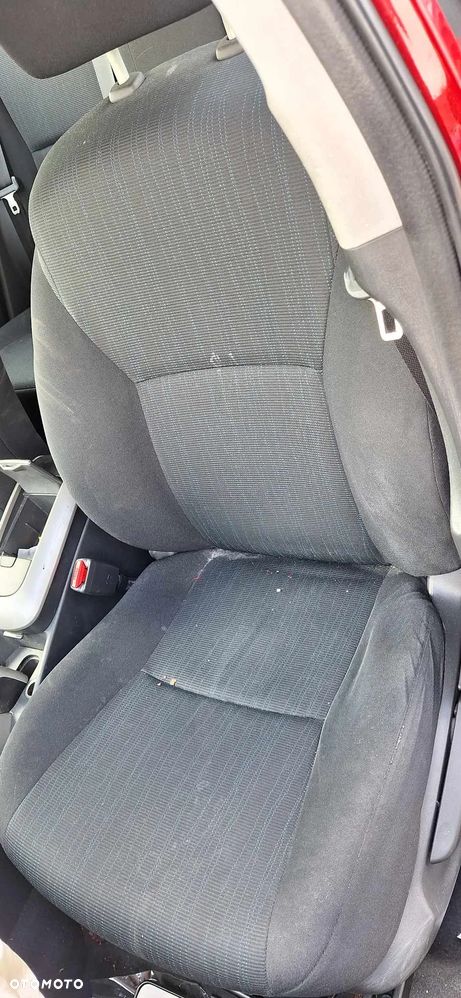 Toyota Auris 1,4 D4D 90km turbosprezarka turbina - 7