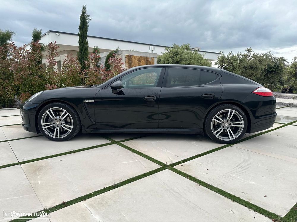 Porsche Panamera 3.0 V6 - 1