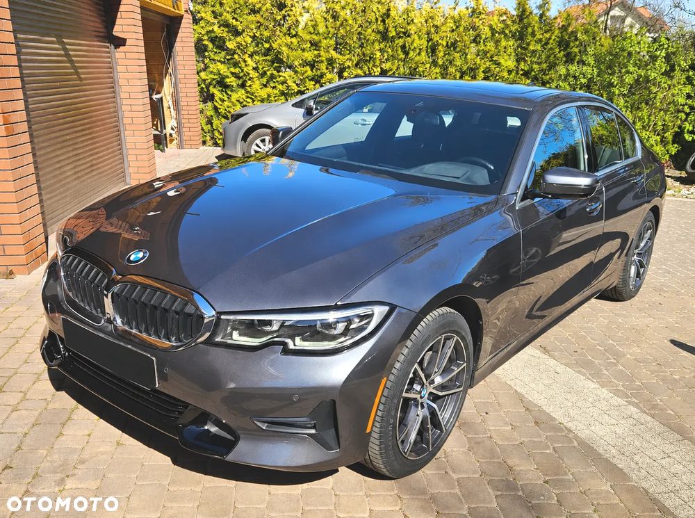BMW Seria 3 330i xDrive M Sport sport - 1