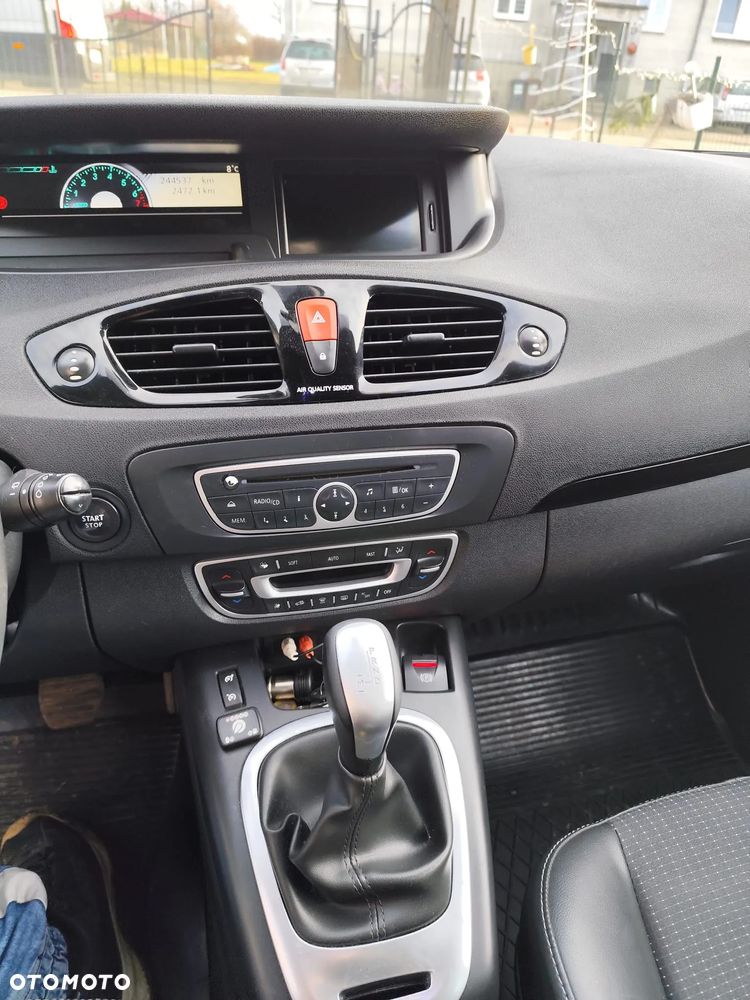 Renault Scenic 2.0 16V 140 CVT Bose Edition - 12