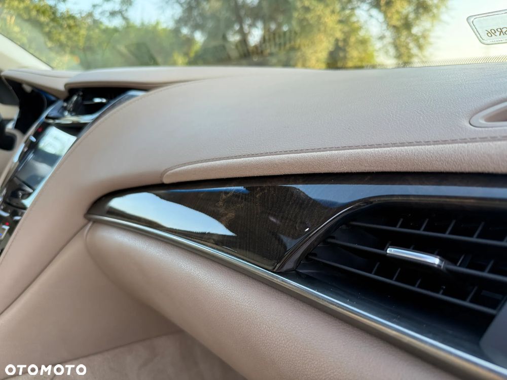 Cadillac CTS - 26