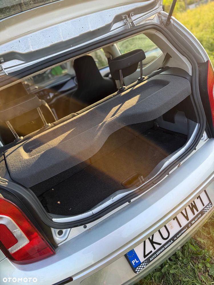 Volkswagen up! 1.0 move CityLine - 10