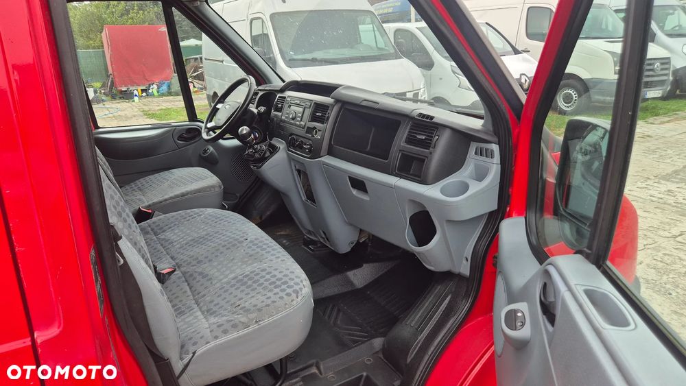 Ford Transit - 5