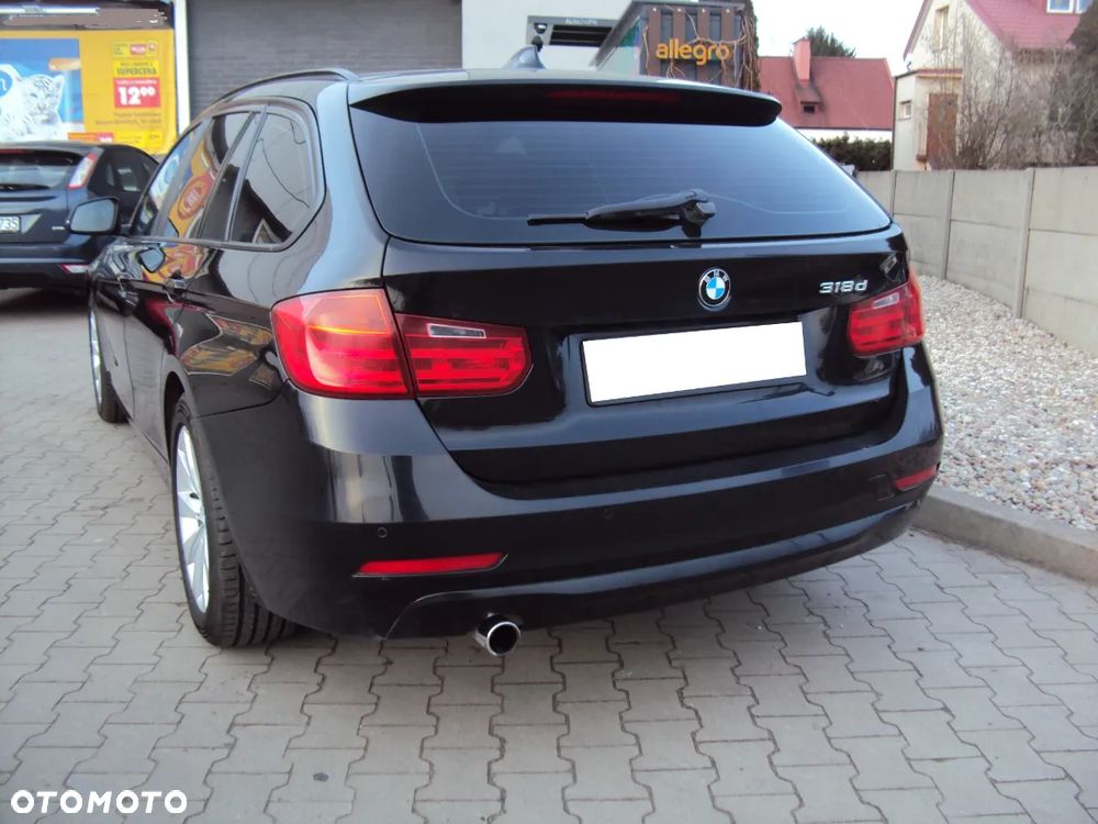 BMW Seria 3 318d Modern Line - 17
