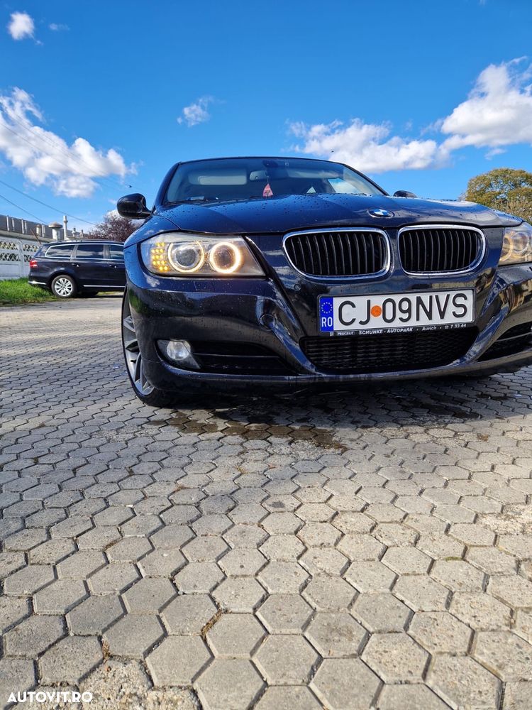 BMW Seria 3 320d xDrive DPF Aut. - 8