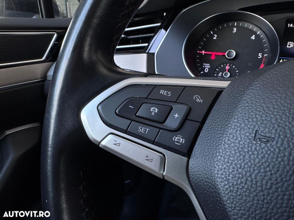 Volkswagen Passat - 19
