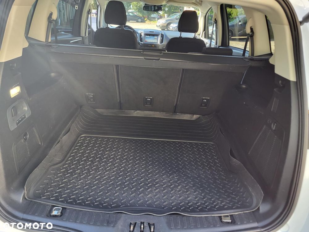 Ford S-Max 2.0 TDCi Titanium PowerShift - 11