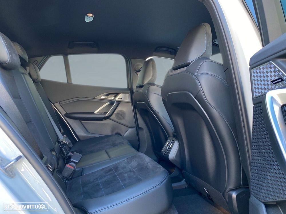 BMW iX2 eDrive20 Pack Desportivo M - 20