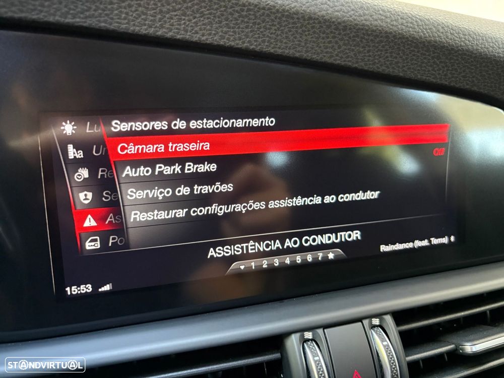 Alfa Romeo Giulia 2.2 D Super AT8 - 41