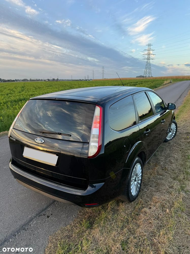 Ford Focus 2009 photo 4