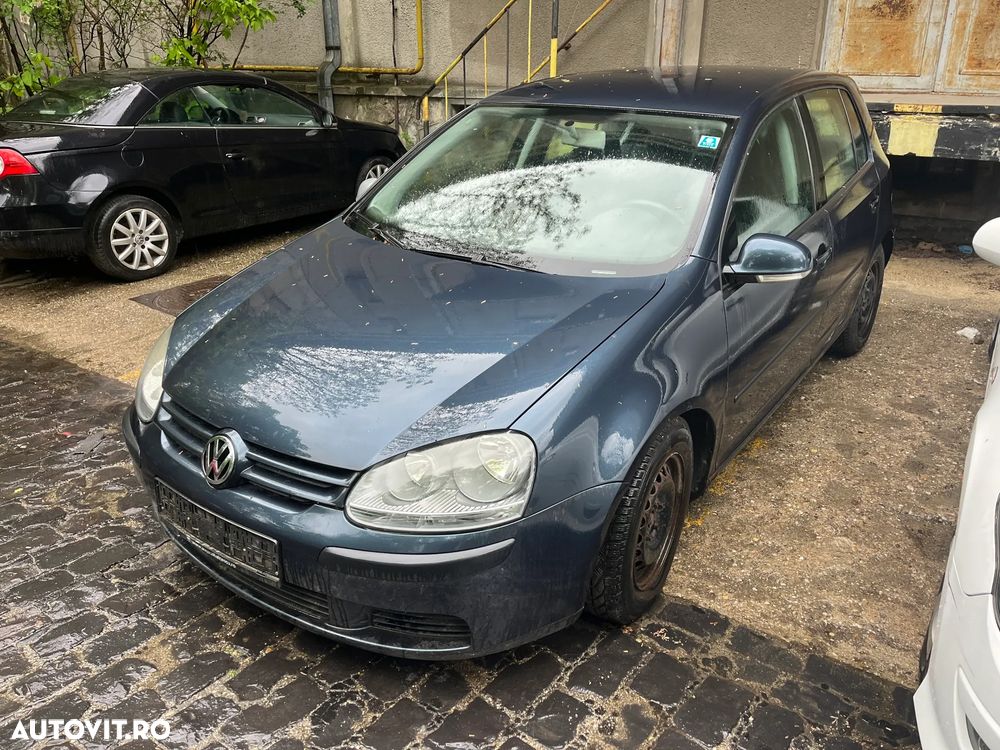 Dezmembrez VW Volkswagen Golf 5 2005 1,6 FSI benzina BAG albastru cutie 6+1 GVV - 2
